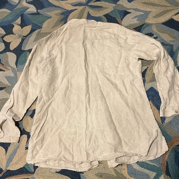 L.L. Bean large women’s linen button up shirt - Picture 2 of 5